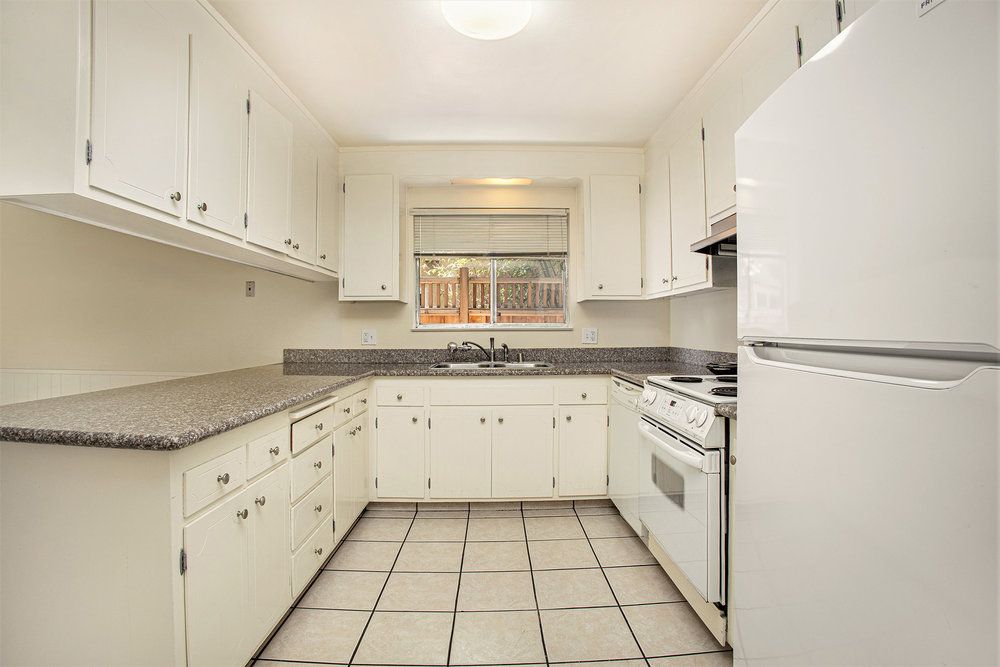 1170 Park Ave #A