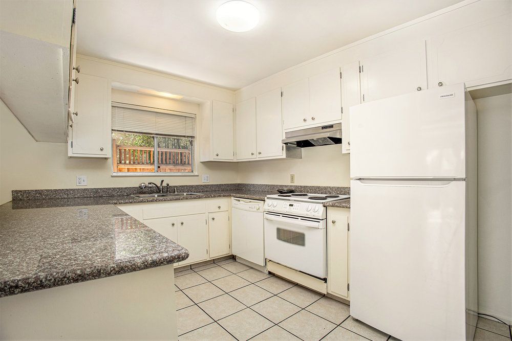 1170 Park Ave #A