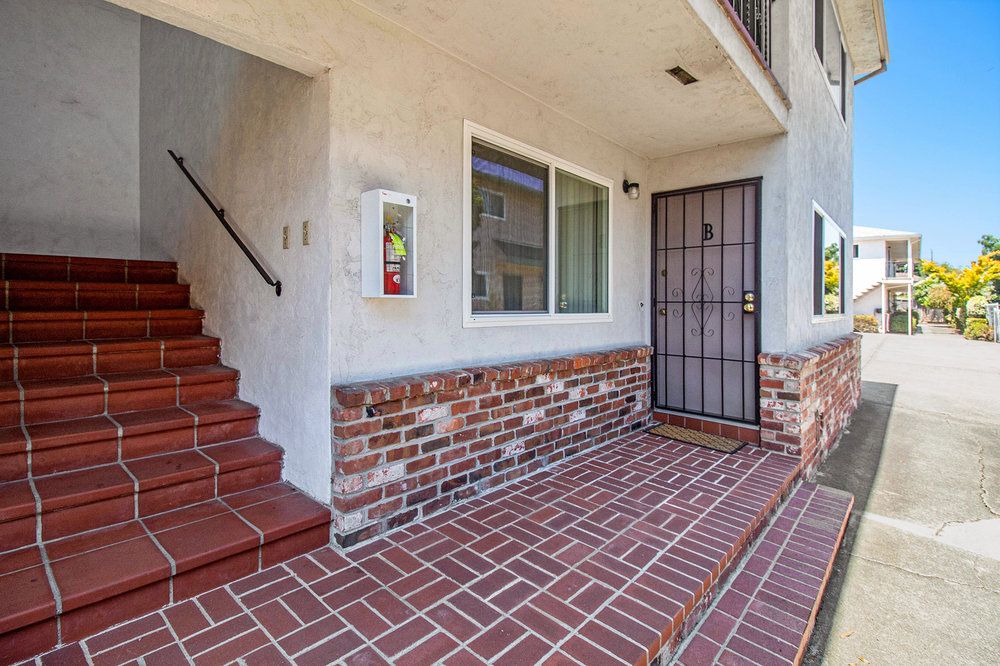 1337 Pearl Street #B