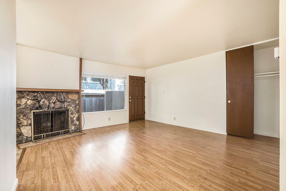 2120 San Antonio Ave #B