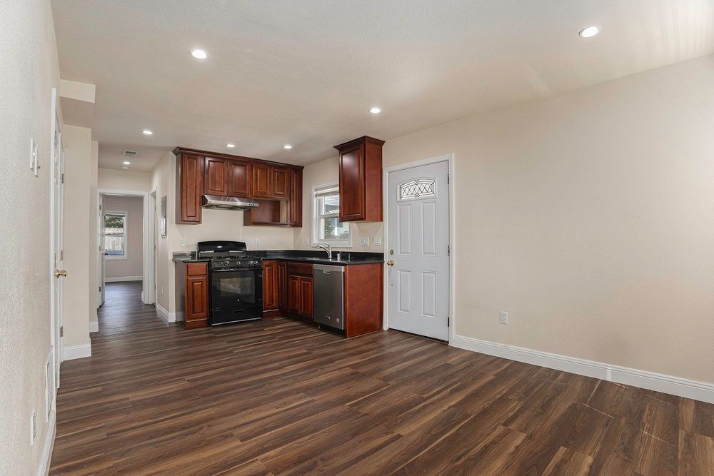 767 Buena Vista Ave #C