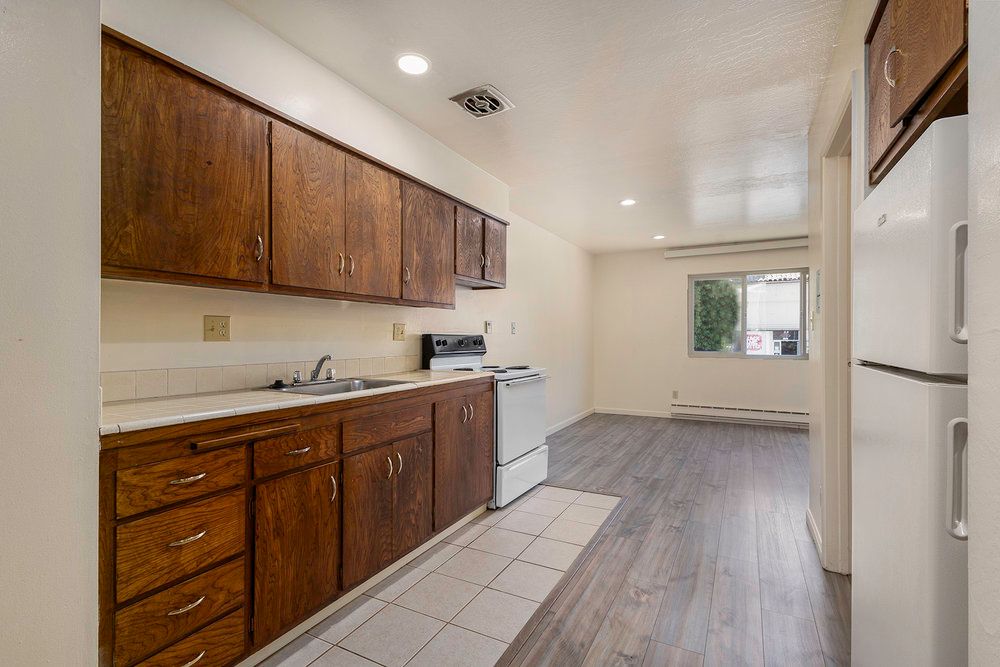 145 17th Street #103