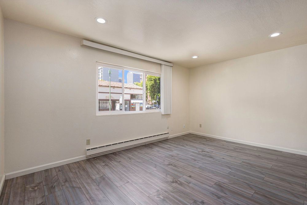 145 17th Street #103