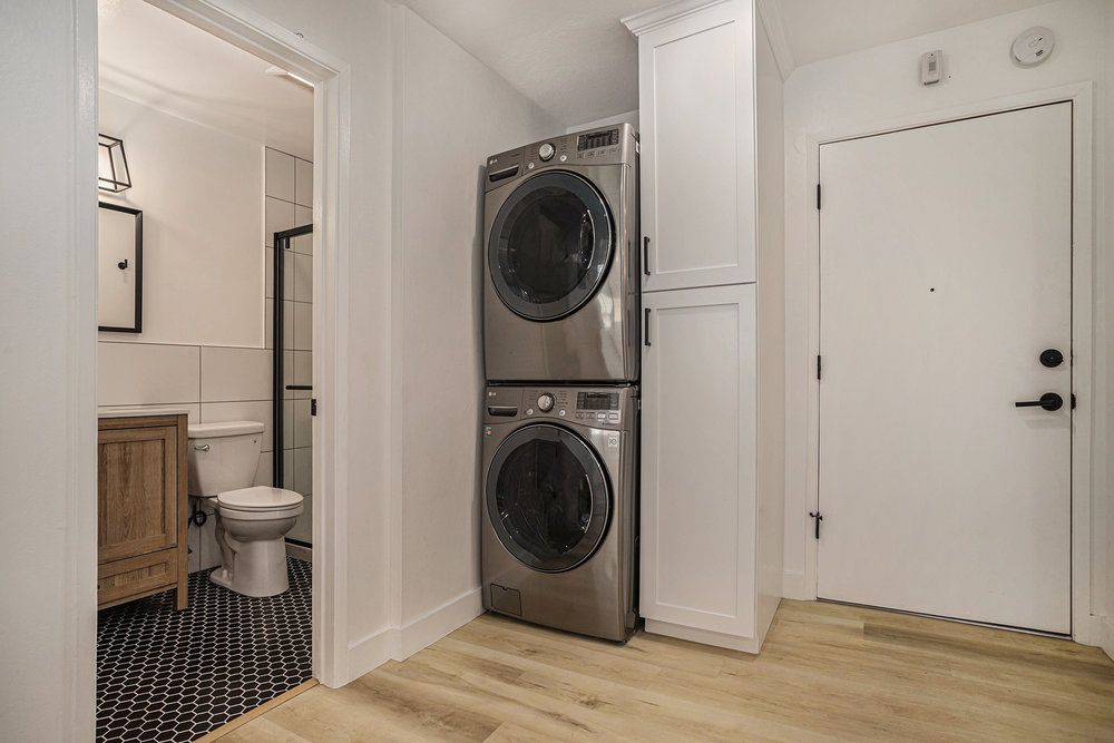 137 Montecito Ave #102