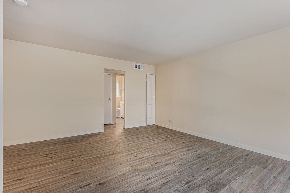 1715 Central Ave #6