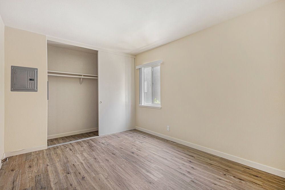 1715 Central Ave #6