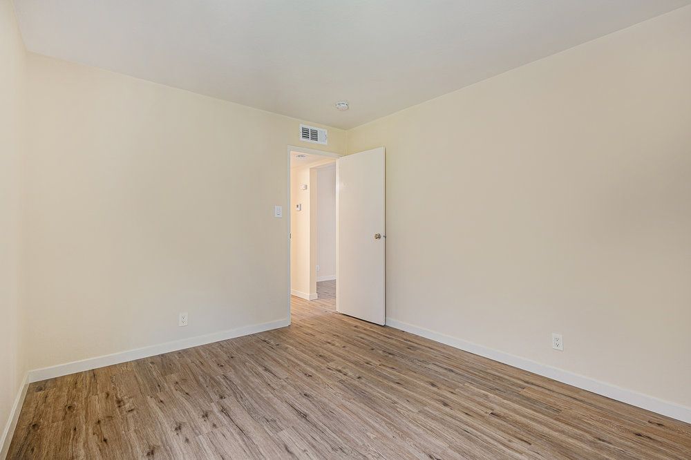 1715 Central Ave #6