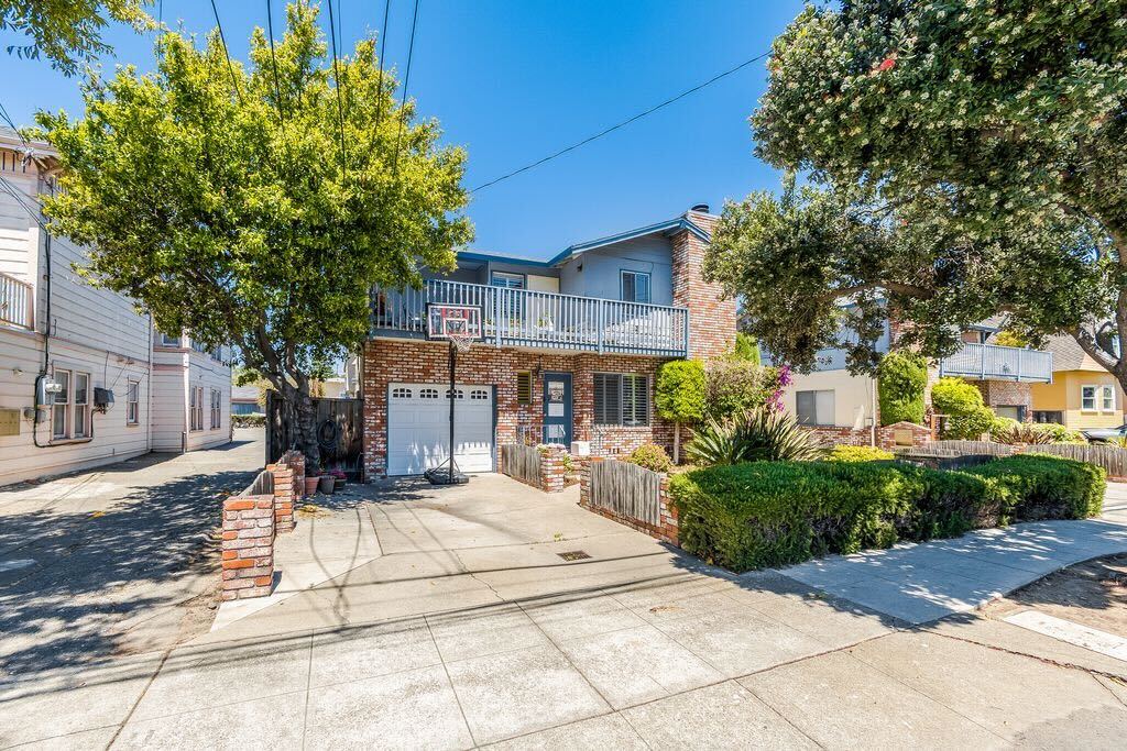 3221 Briggs Avenue #E