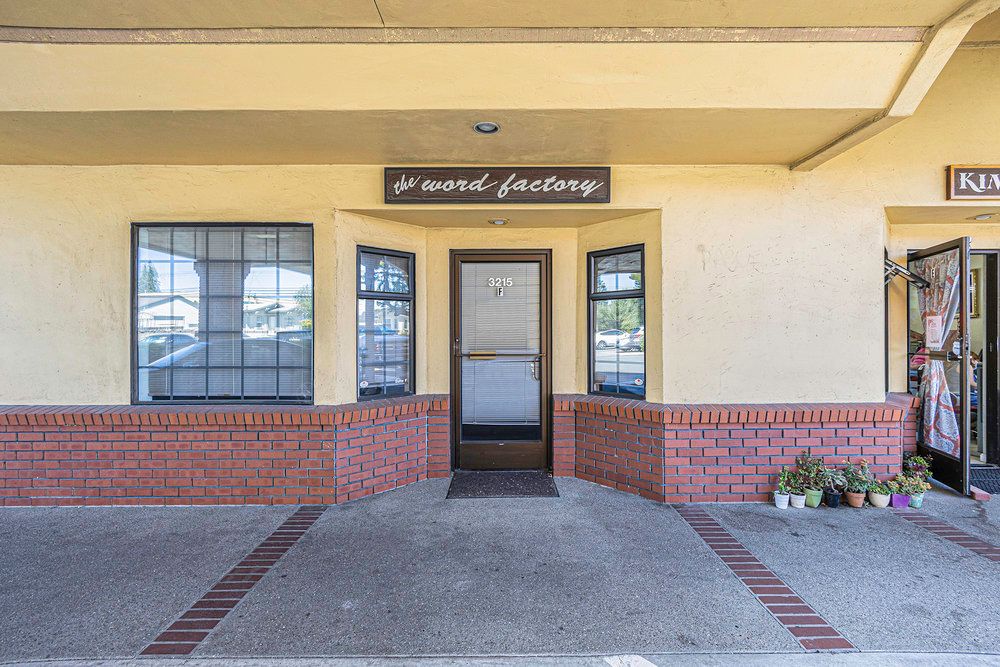 3215 Encinal Ave #F
