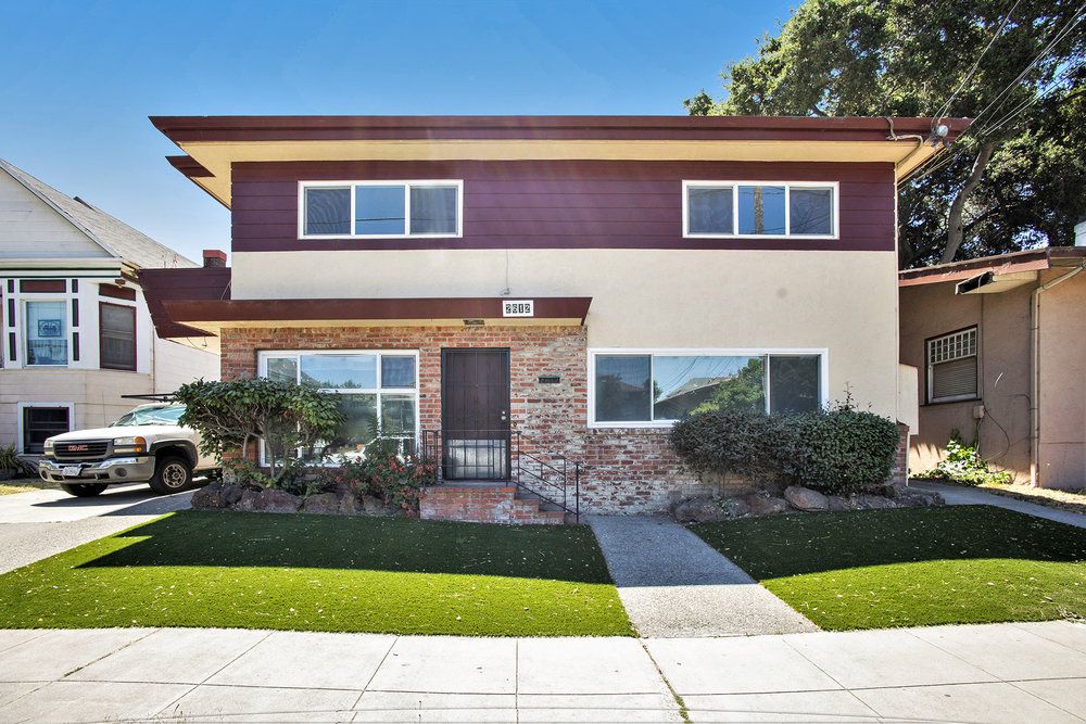2612 Santa Clara Ave #F
