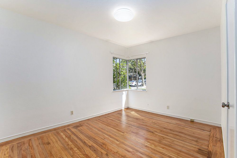 2032 Central Ave 