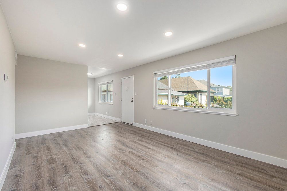2612 Santa Clara Ave #G