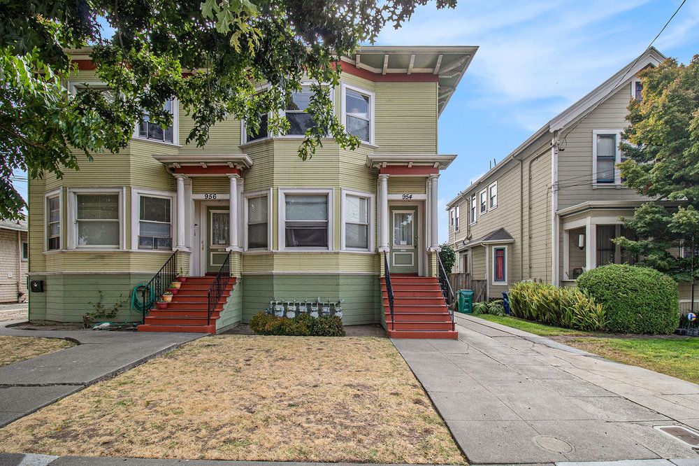 954 Park St. #B
