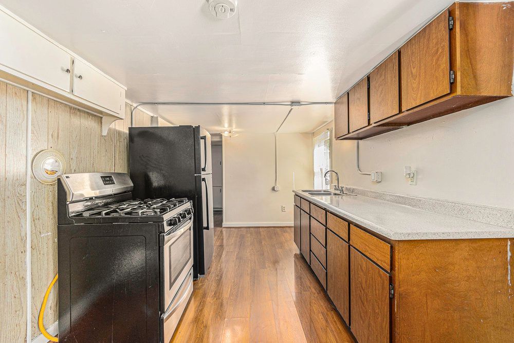 2157 Encinal Ave #B