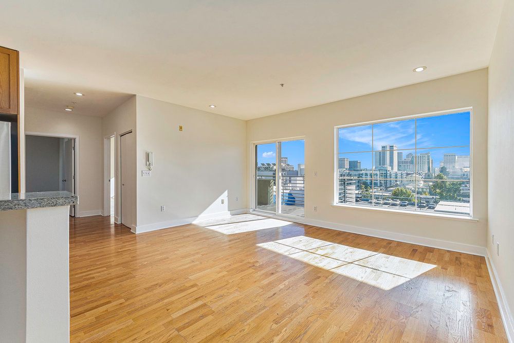371 30th St. #403