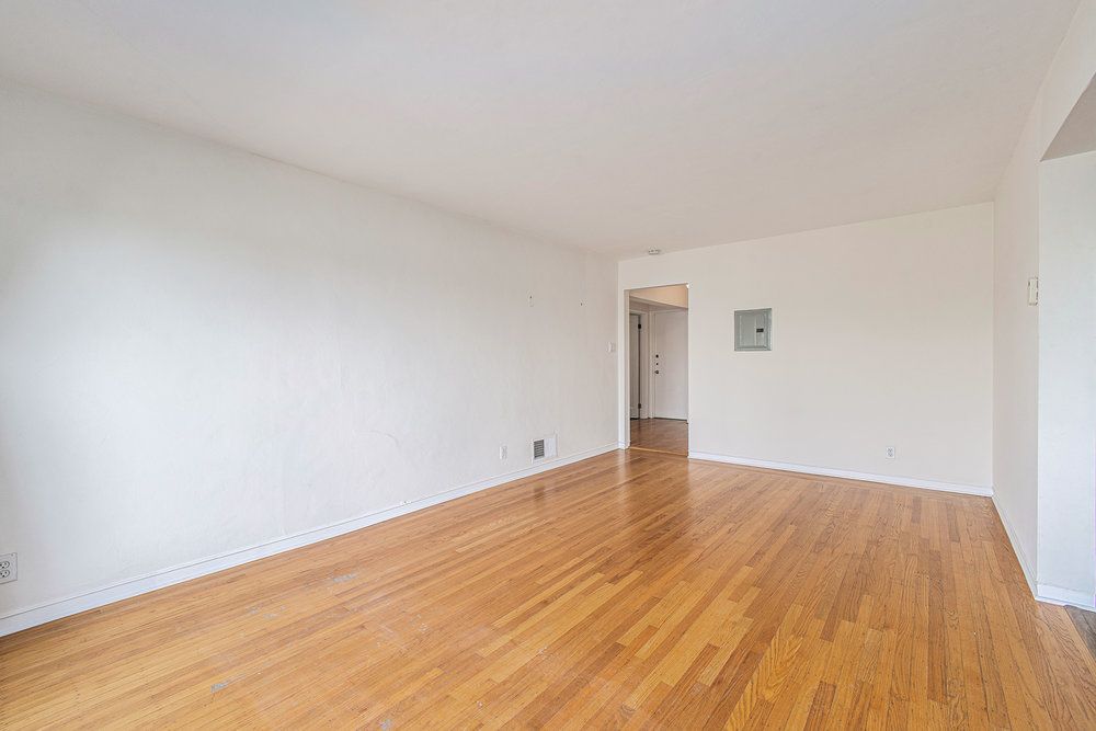 437 Wayne Ave 
