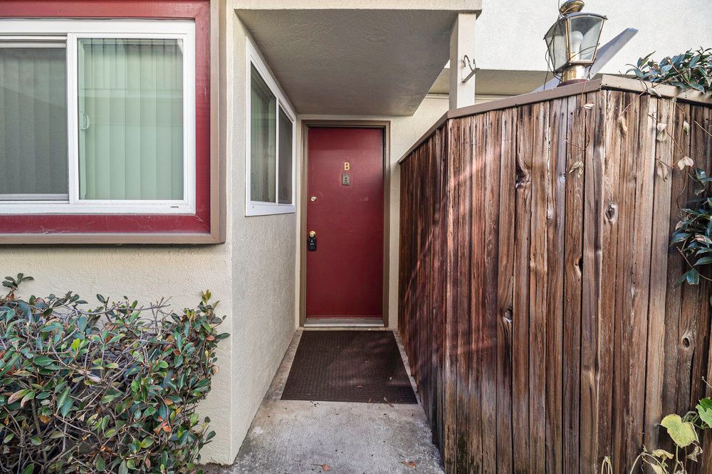 1175 Broadway #B