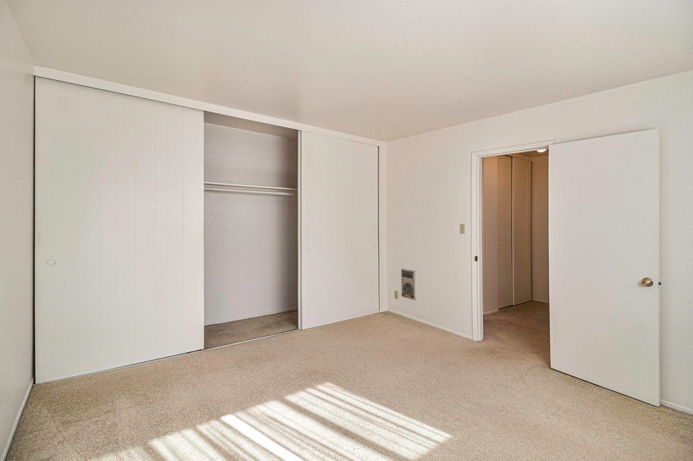 1175 Broadway #B