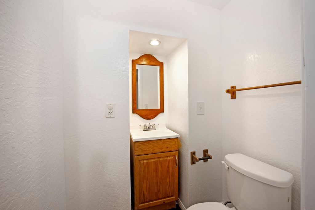 739 Santa Clara Ave - Unit A 
