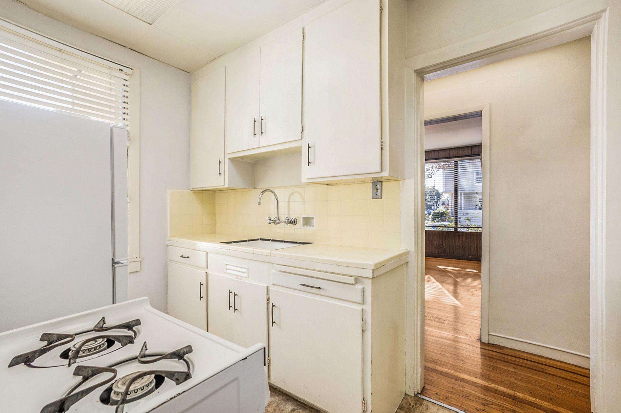 1301 Walnut St #2 