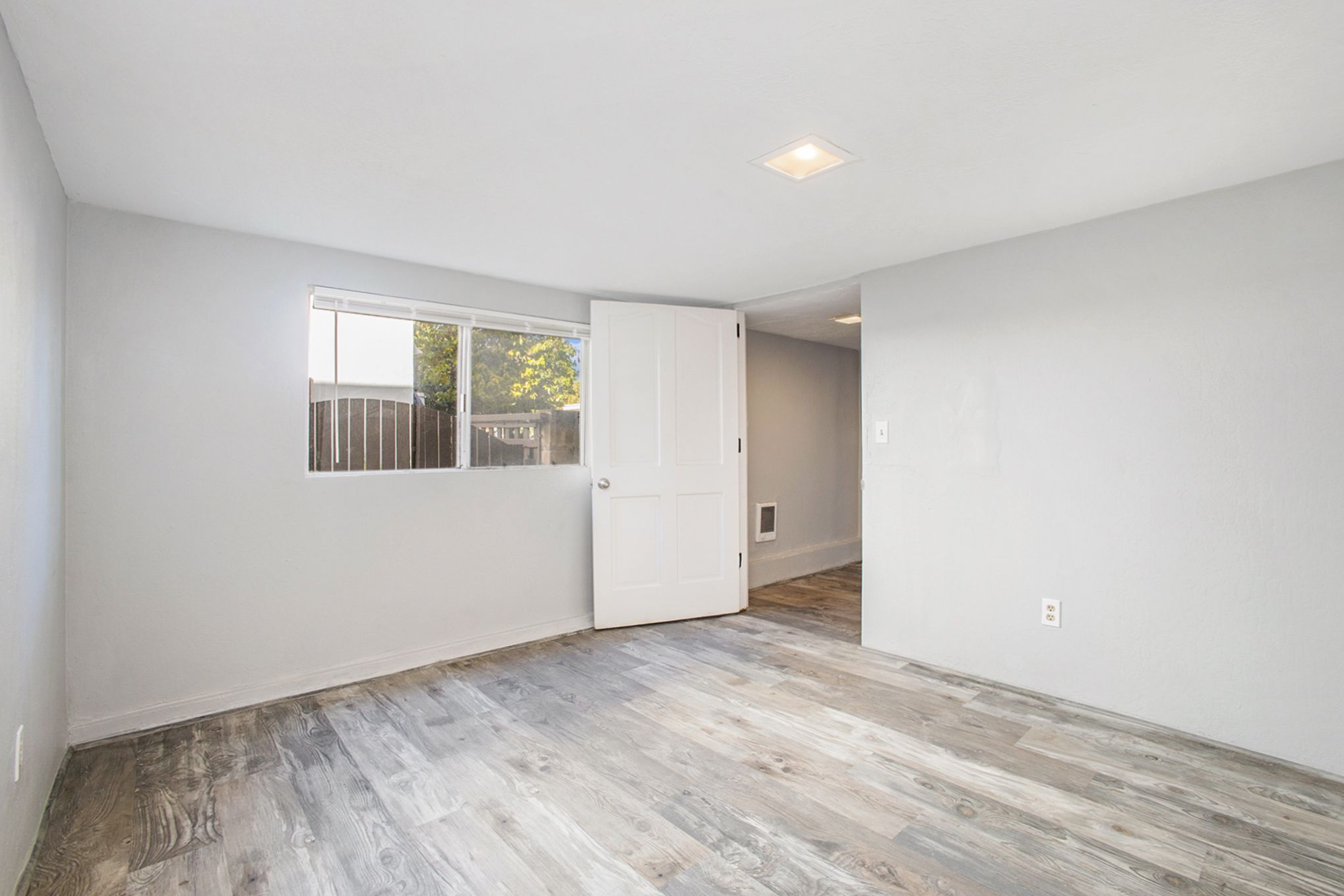 2157 Encinal Ave #C