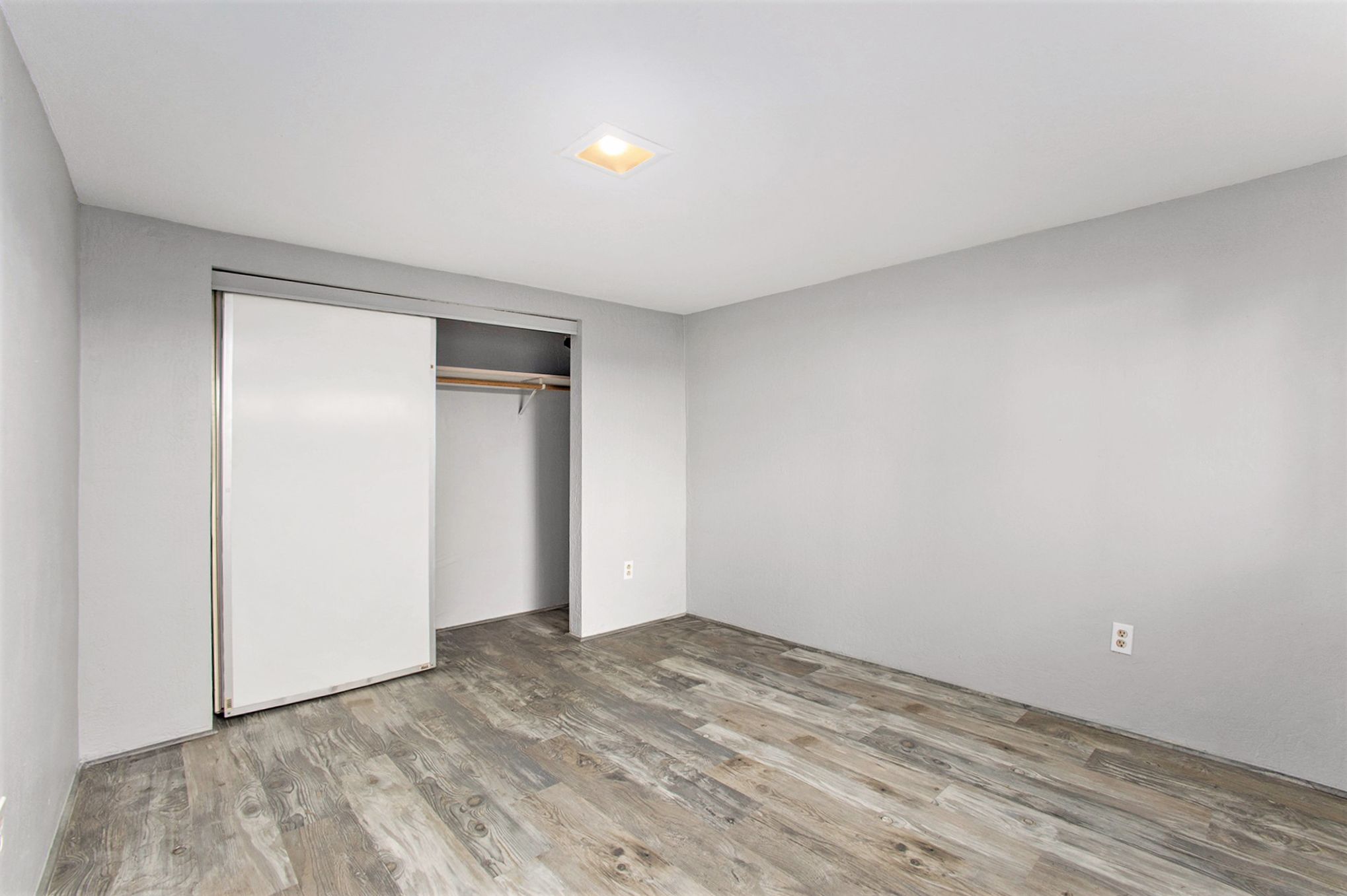 2157 Encinal Ave #C