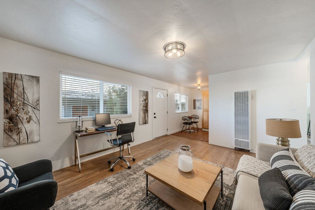 8 Whitmore Place #1