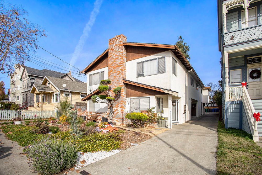 2033 San Jose Ave #D