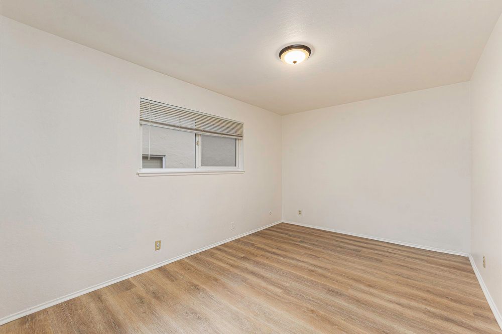 2255 San Jose Ave #E