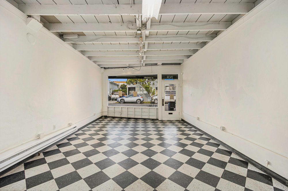 2434 Webb Ave 