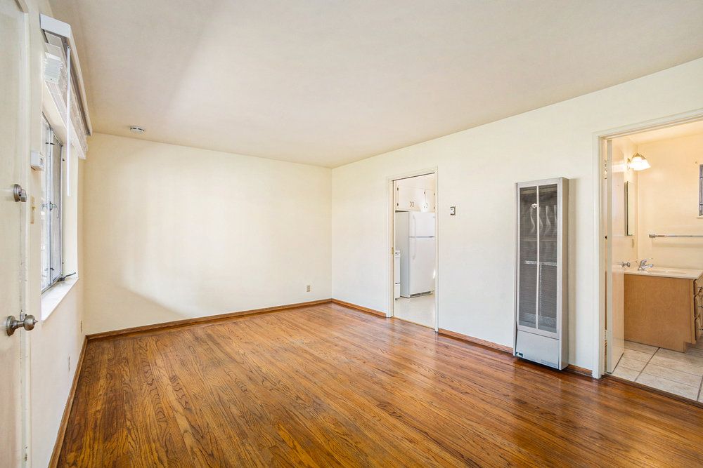 2145 Santa Clara Ave #F 