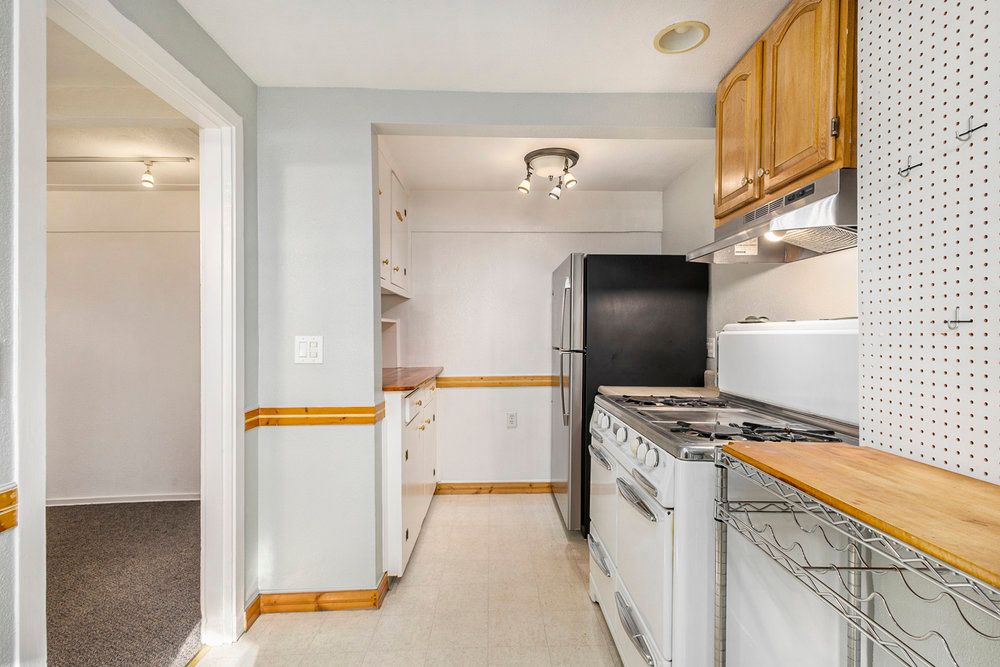 1529 Verdi St. #B 