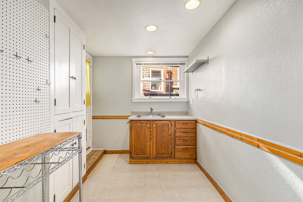 1529 Verdi St. #B 