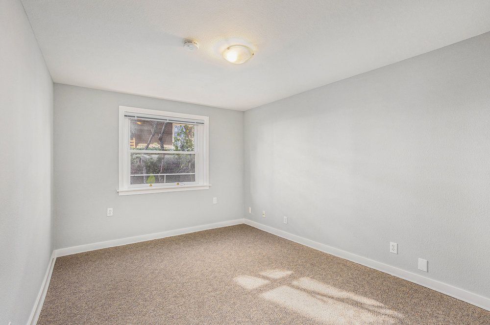 1529 Verdi St. #B 