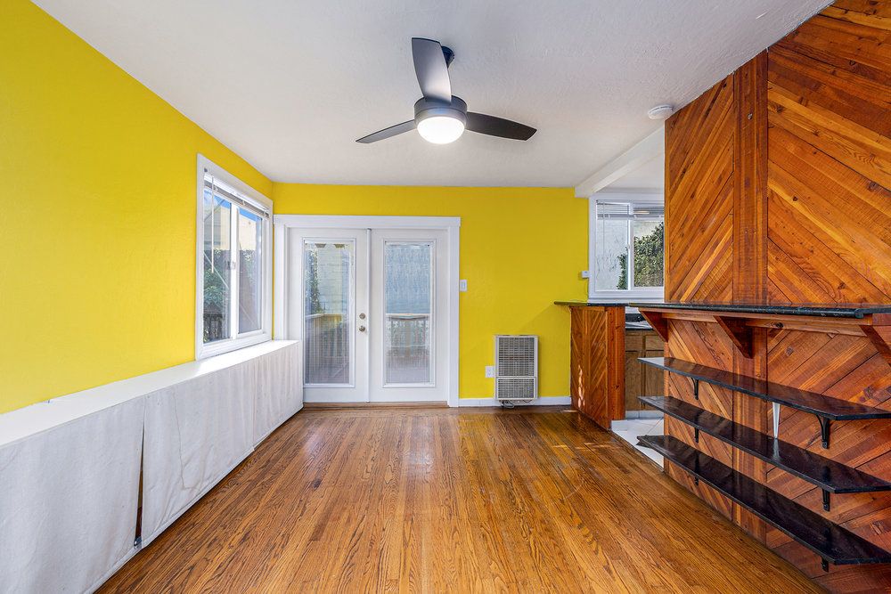 1227 1/2 Park Ave 