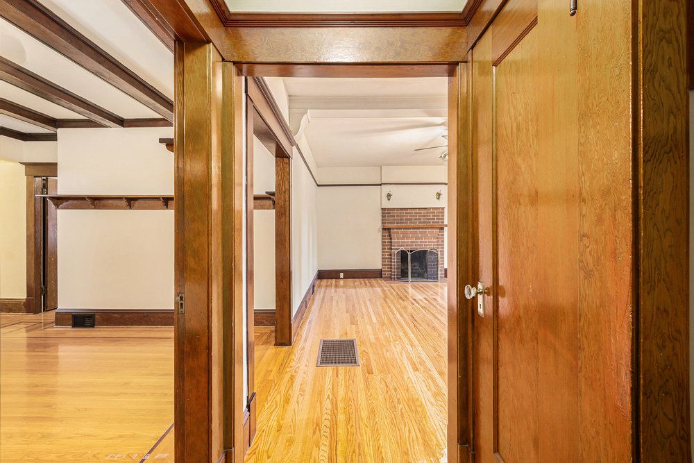 1011 Walnut Street