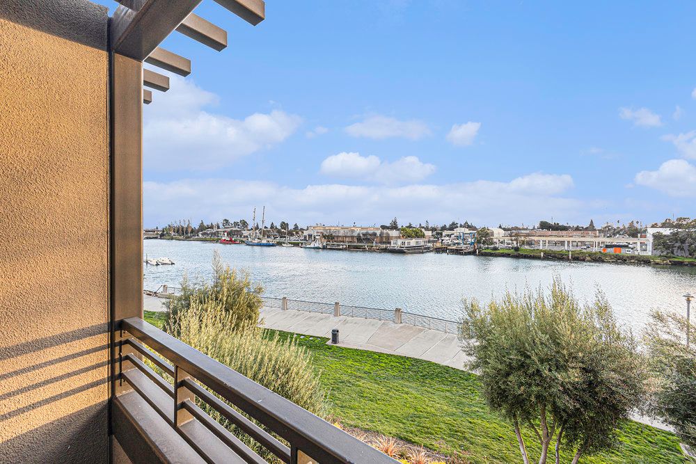 2835 Regatta Drive 