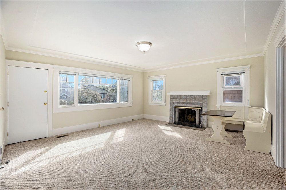 4179 Howe Street - Lower duplex