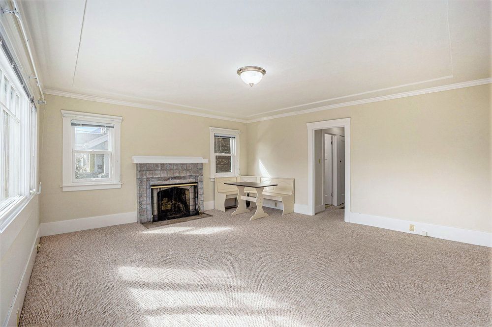 4179 Howe Street - Lower duplex