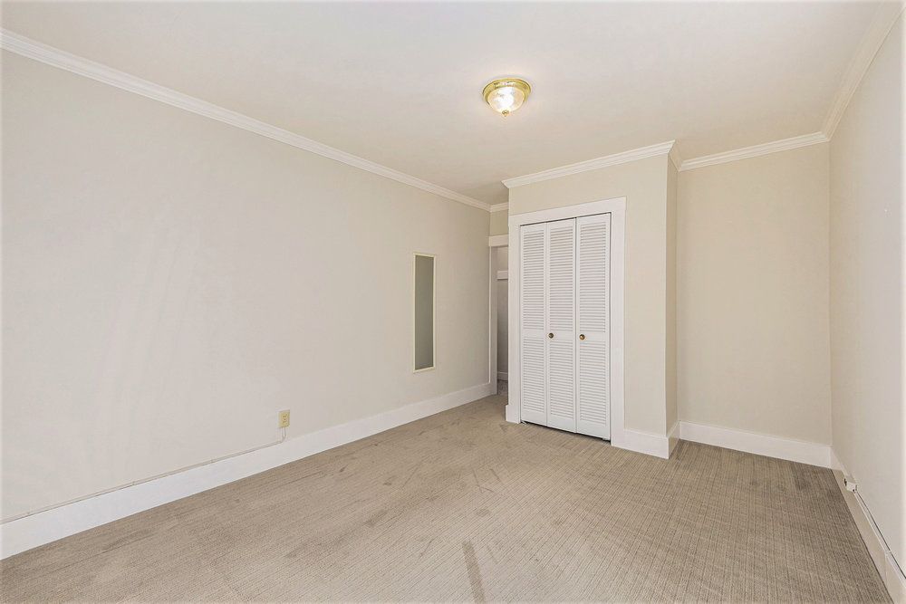 4179 Howe Street - Lower duplex