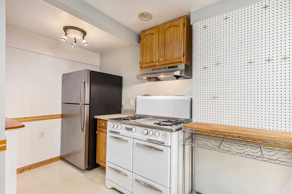 1529 Verdi St. #B 