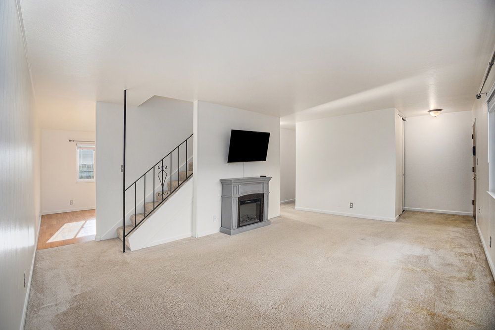 1175 Broadway #C