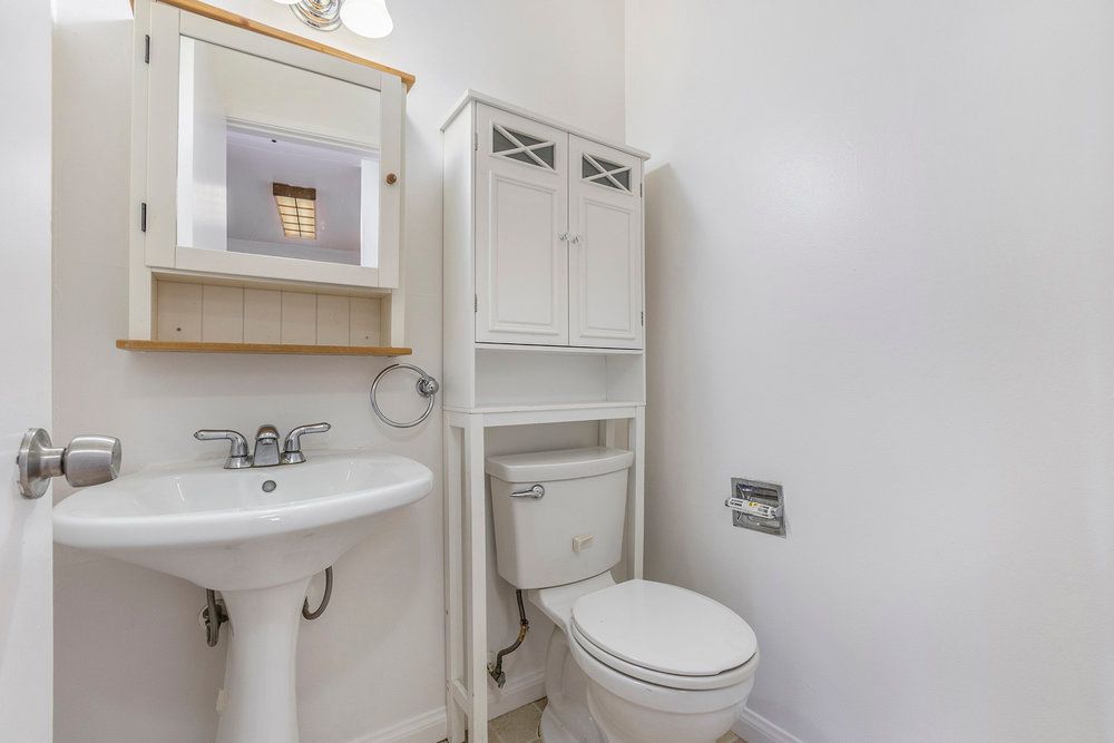 2101 Shoreline Dr. #465