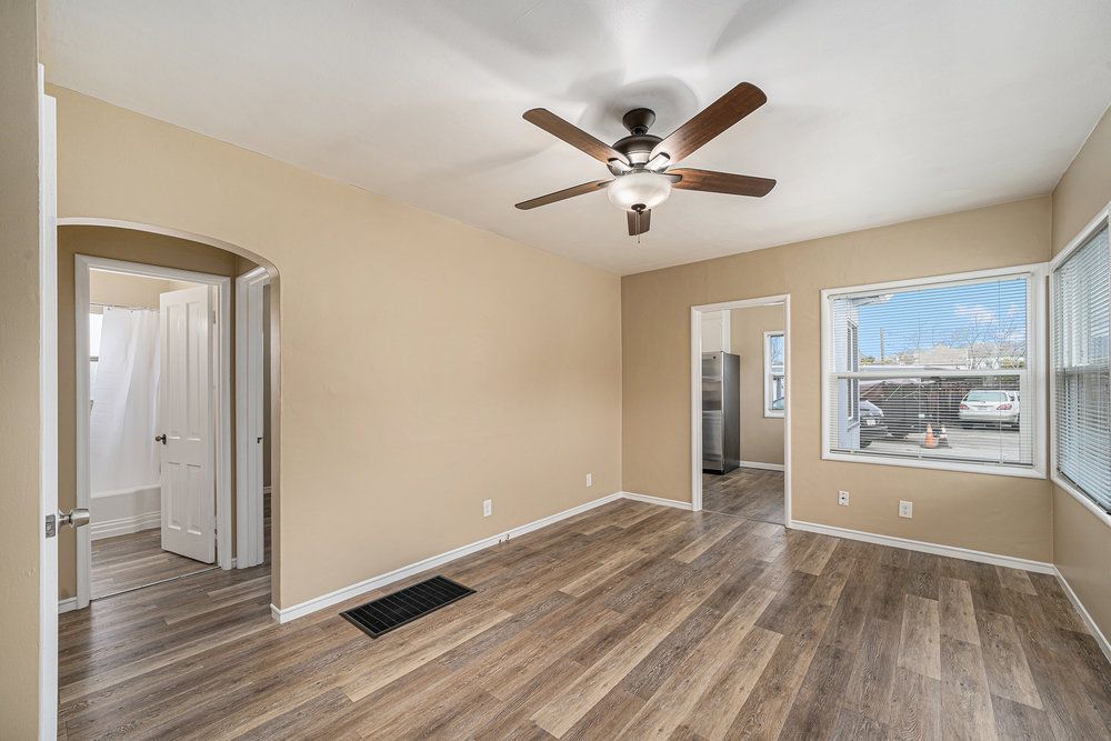 2527 Buena Vista Ave 