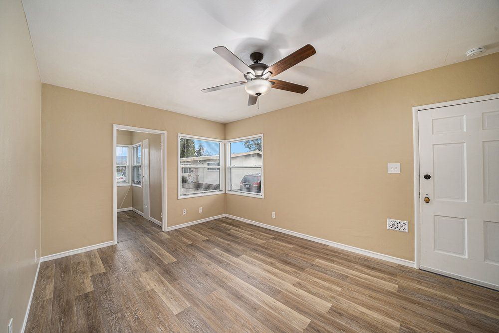 2527 Buena Vista Ave 