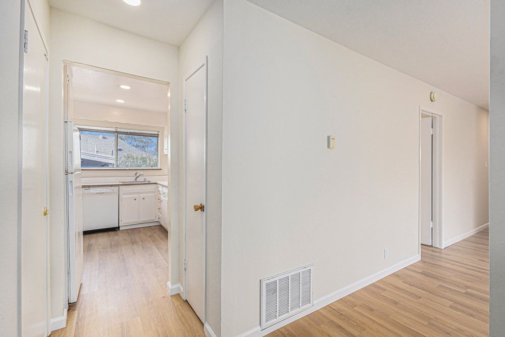 2133 Encinal Ave #D