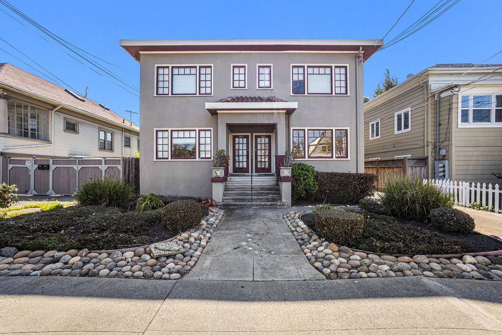 988 Park Street