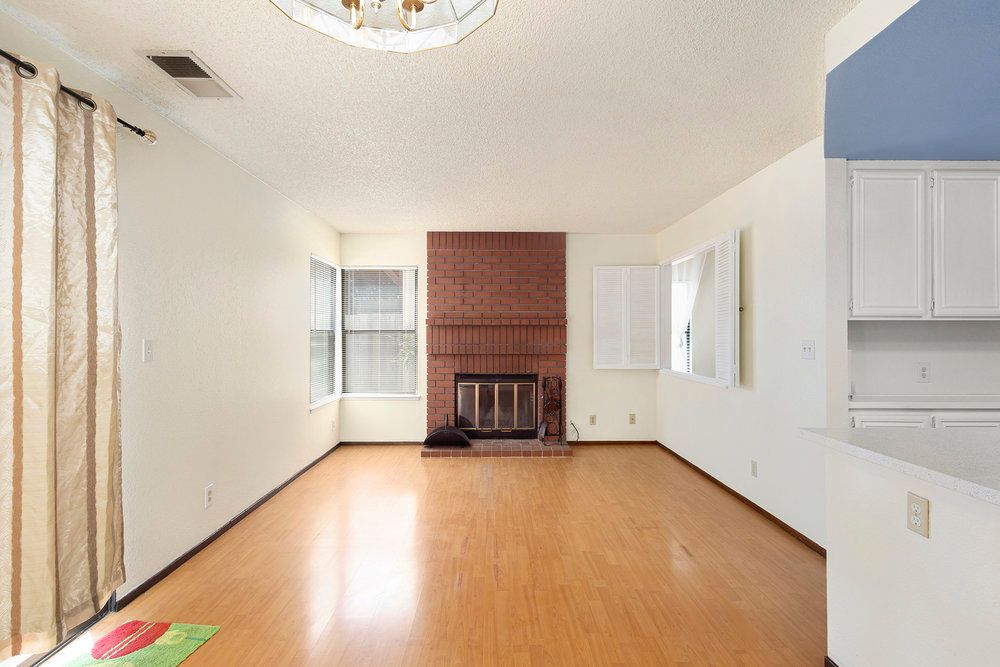 1304 Pyne Lane 