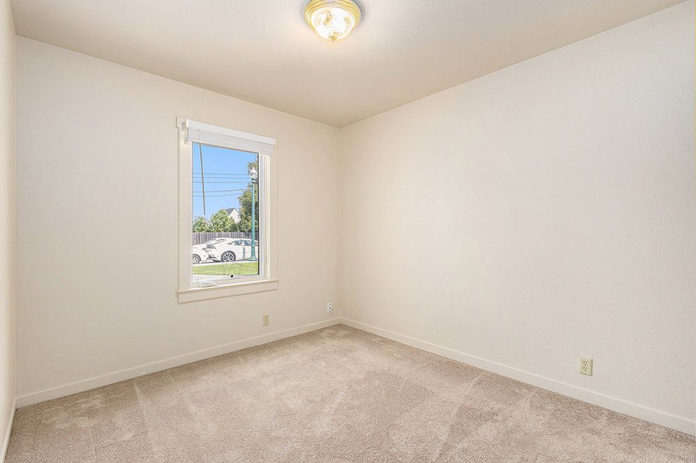 306 Spruce St.
