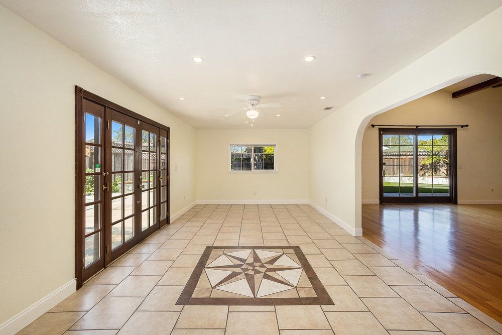 15846 Via Del Sol 